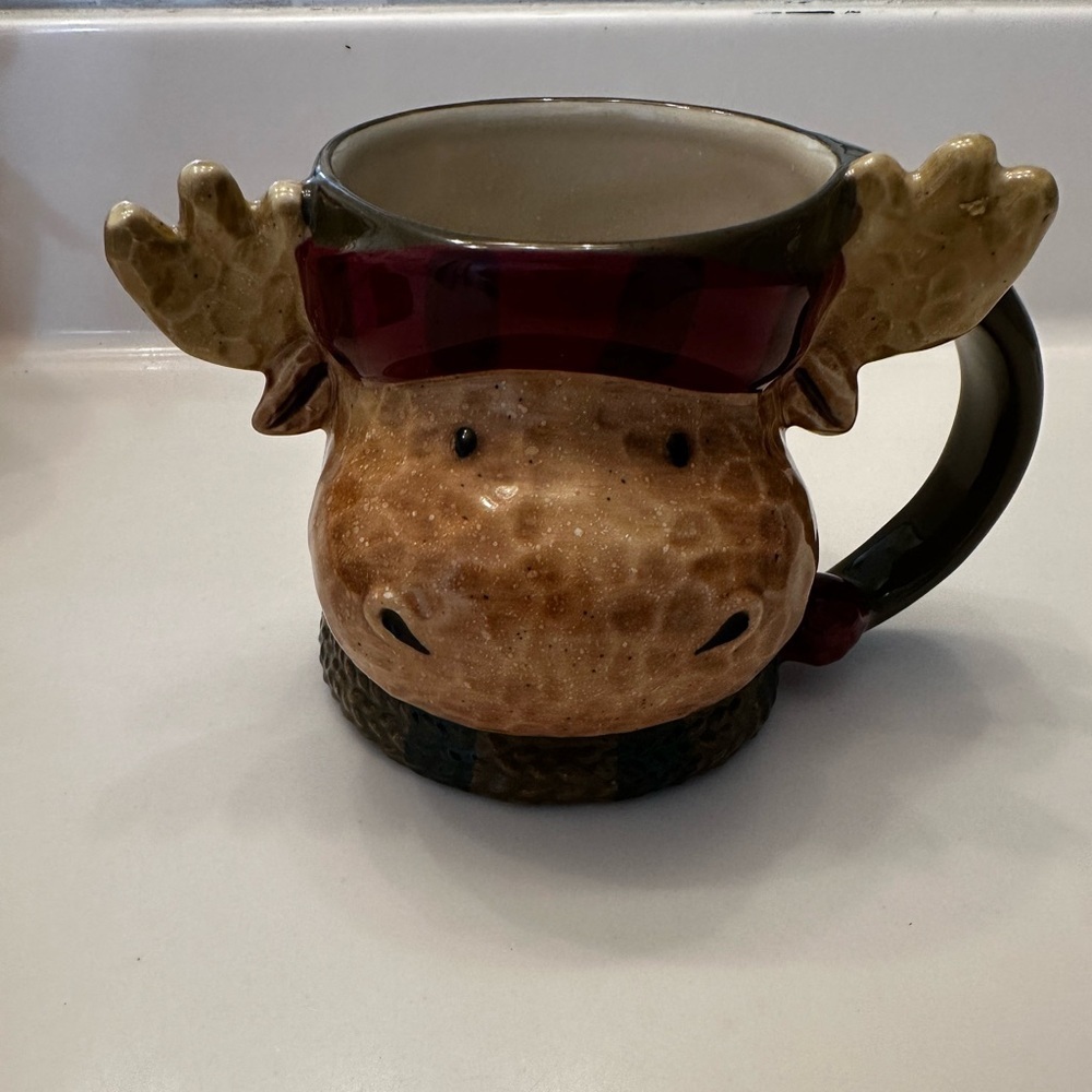 St. Nicholas Square heartland Christmas reindeer mug